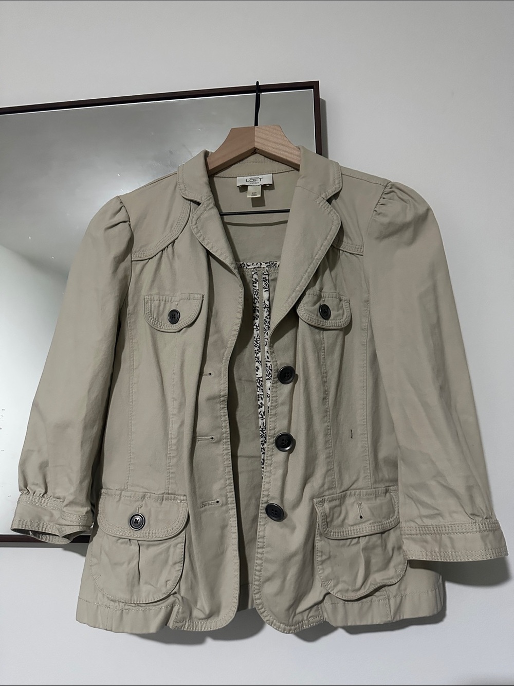 Ann Taylor LOFT Light Beige Women’s Utility Jacket - Puff Sleeve Blazer - M(P)